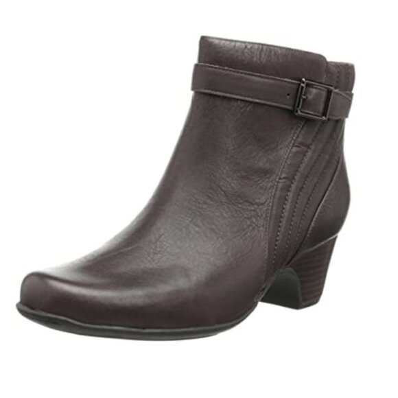 Clarks Leyden Scale Women's Waterproof Bootie - Picture 1 of 11